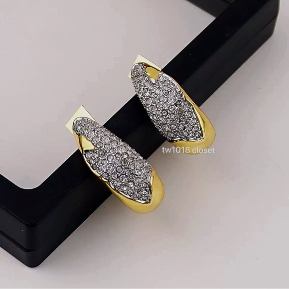 Alexis Bittar Solanales Crystal Hoop Earrings - Picture 6 of 6